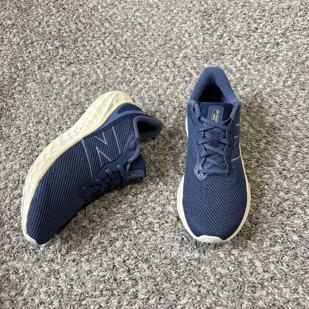 New Balance Fresh Foam Arishi V4 Men's Running Walking Shoes Size 11 D Blue